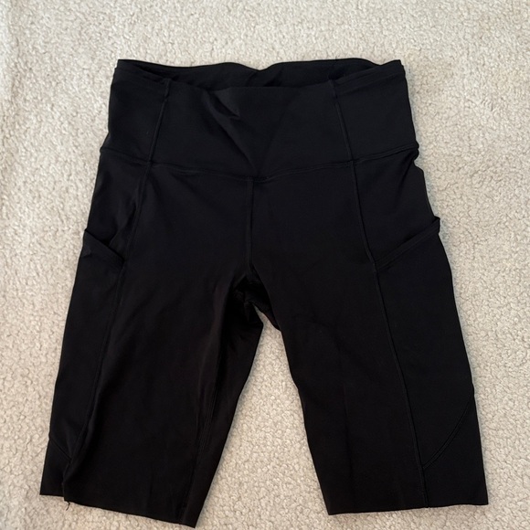 Black lulu Shorts - Picture 1 of 3